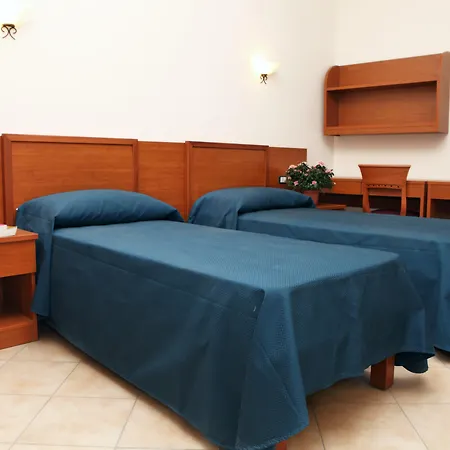 Szálloda Gloria 3*